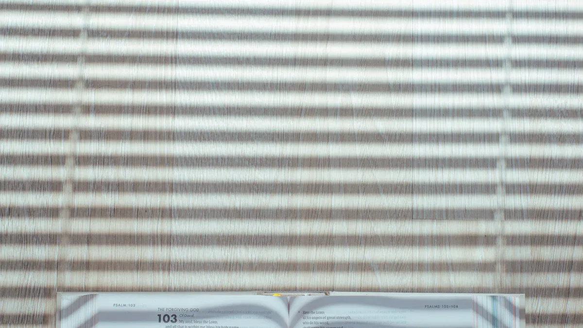 Three reasons vinyl roller shades are a smart pick